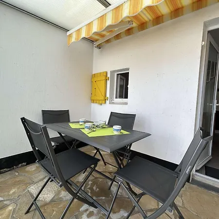 Br040-186 3 Pièces 4 Couchages Sur