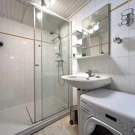 Br040-186 3 Pièces 4 Couchages Sur *