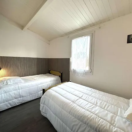 Villa Br040-186 3 Pièces 4 Couchages Sur *